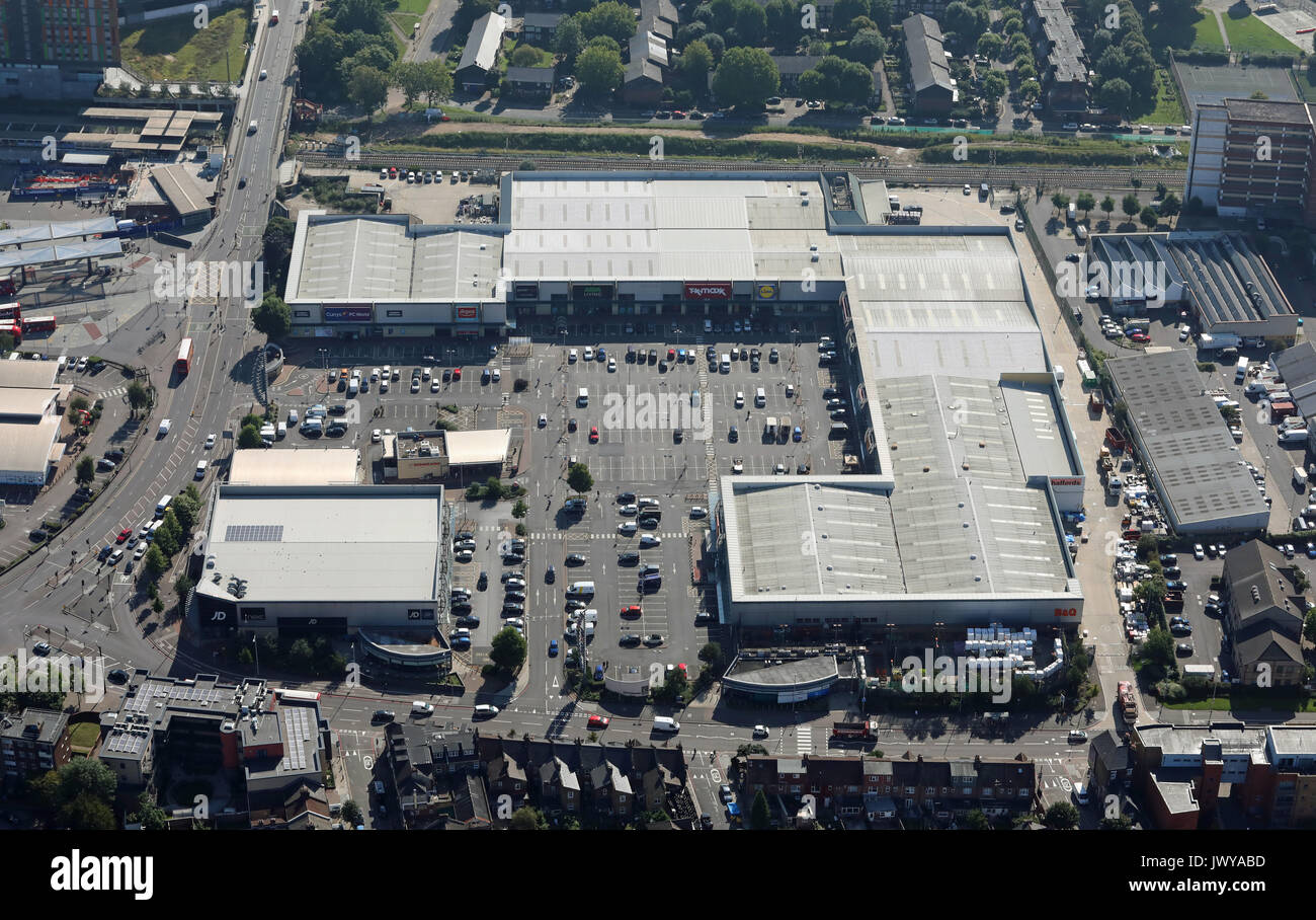 Vue aérienne de Tottenham Hale Retail Park, Londres, UK Banque D'Images