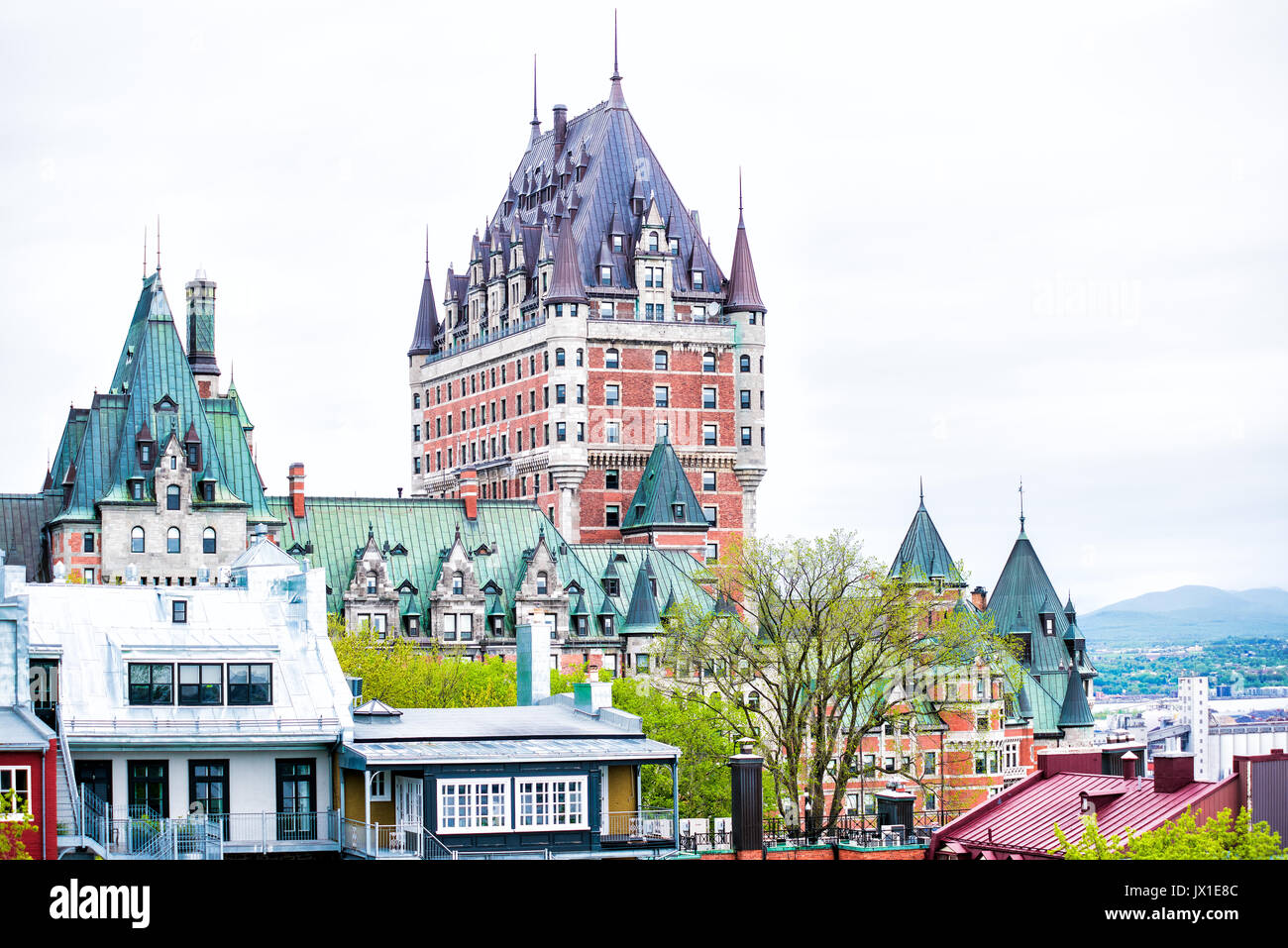 La ville de Québec, Canada - 30 mai 2017 : Paysage urbain ou de toits du château Frontenac et de la vieille ville Banque D'Images