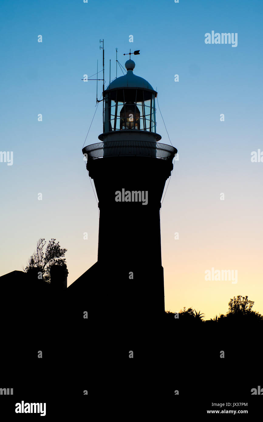 Barrenjoey Barrenjoey phare s'élève à tête à Palm Beach sur les plages du nord de Sydney. Construit en 1881, ce patrimoine phare est l'emblématique Sydney l'attraction. Photo prise le 20 juillet 2017. Banque D'Images