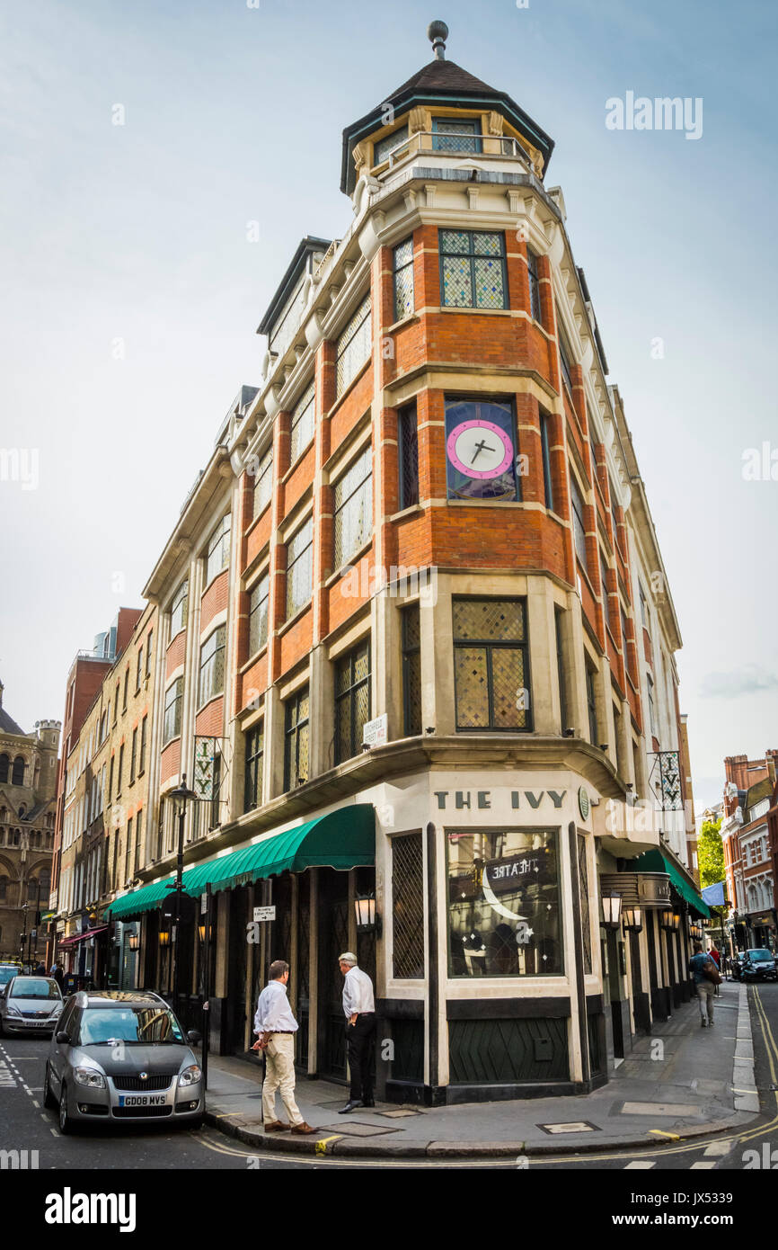 Ivy Restaurant London Exterior Banque D Image Et Photos Alamy