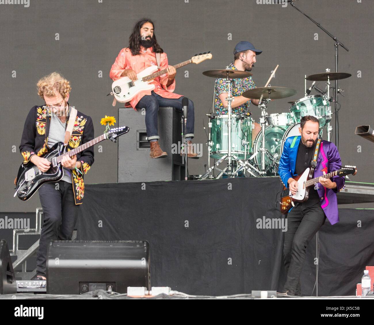 San Francisco, Californie, USA. 13e Août 2017. JACOB TILLEY, PAYAM DOOSTZADEH, FRANCOIS COMTOIS et ERIC CANNATA de jeunes le géant au cours de l'extérieur (Festival de musique au parc du Golden Gate à San Francisco, Californie Crédit : Daniel DeSlover/ZUMA/Alamy Fil Live News Banque D'Images