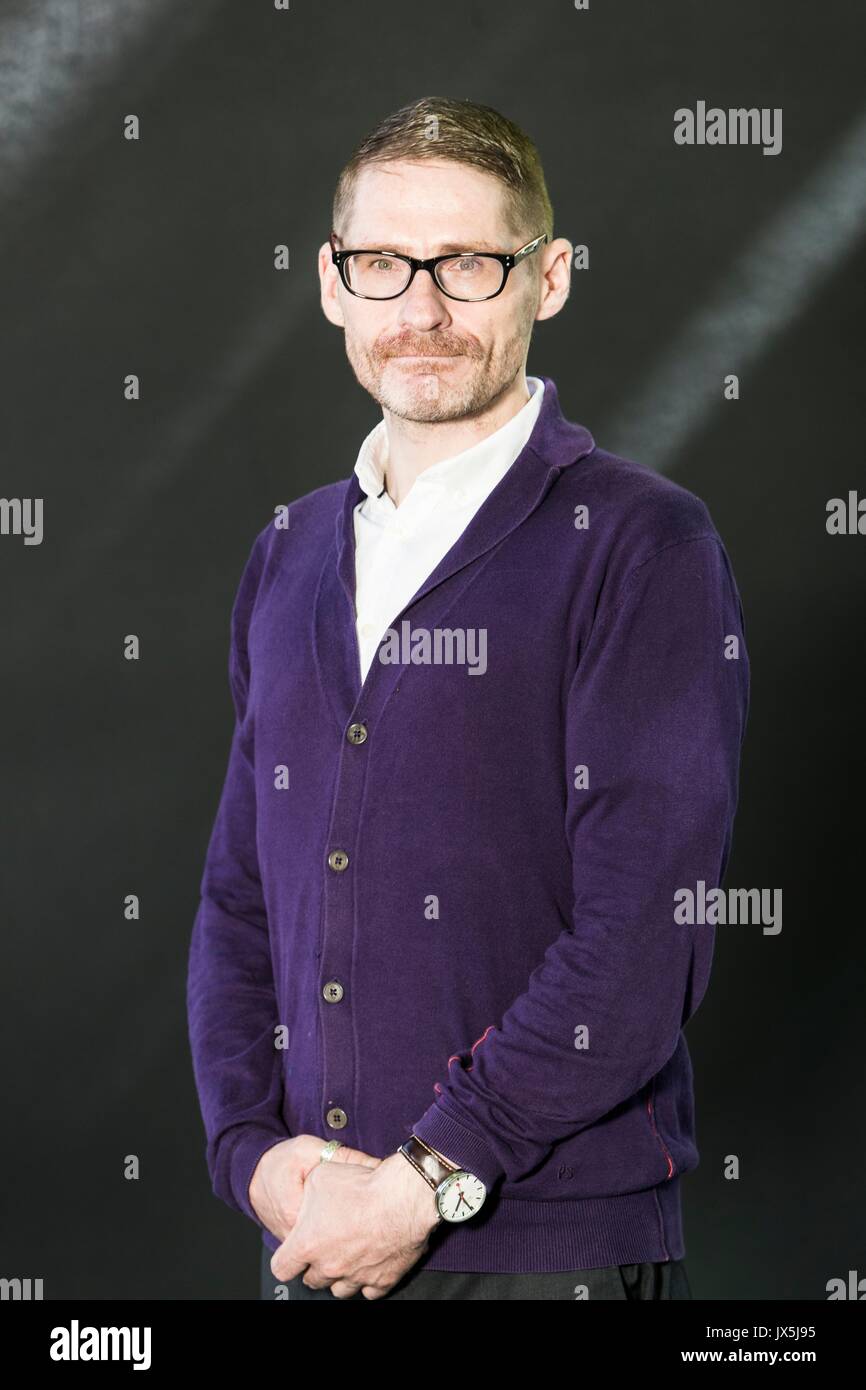 Edinburgh, Royaume-Uni. Août 15, 2017. Kevin MacNeil apparaissant au Edinburgh International Book Festival Kevin MacNeil est un romancier, poète et dramaturge, né et élevé dans les Hébrides extérieures. Son dernier roman, "la brillante & Forever', a été publié par polygone dans Mars 2016. Credit : Riche de Dyson/Alamy Live News Banque D'Images