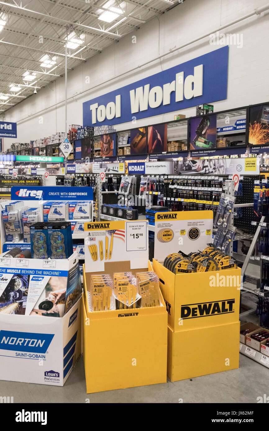 Hardware store and tools Banque de photographies et d'images à haute  résolution - Alamy