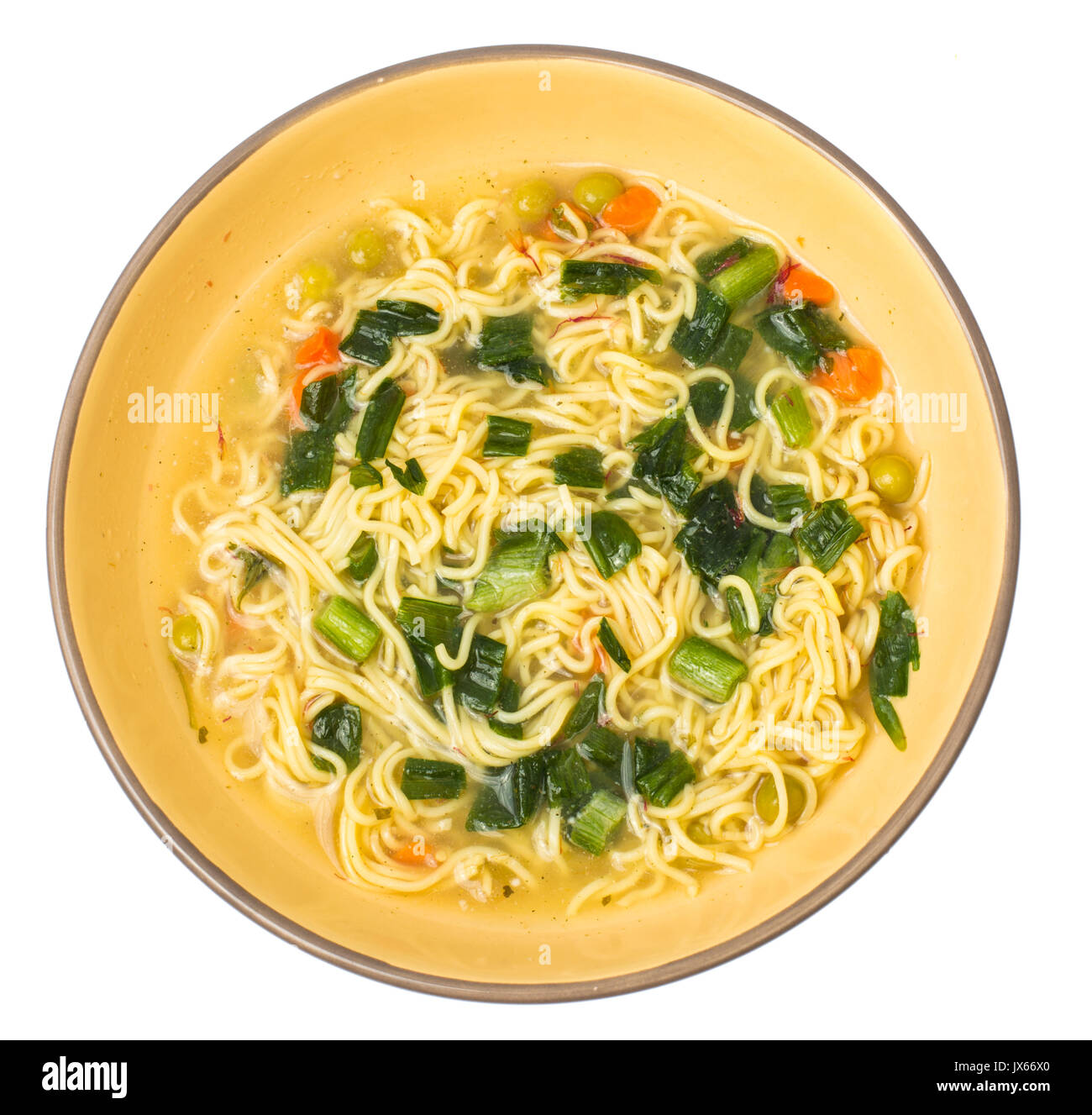 Soupe de légumes végétarien avec les vermicelles et oignons de printemps. Studio Photo Banque D'Images