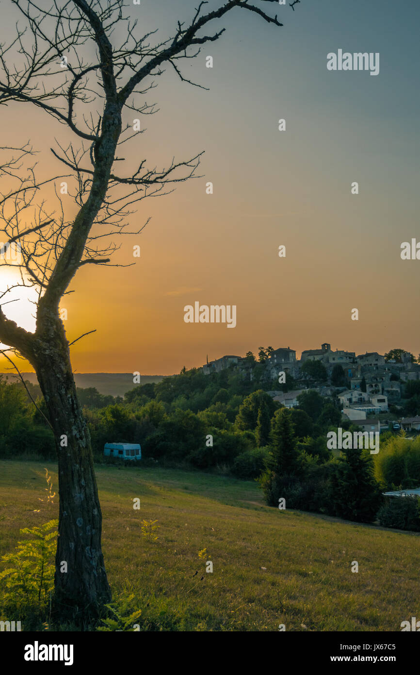 Vue avec un arbre Banque D'Images