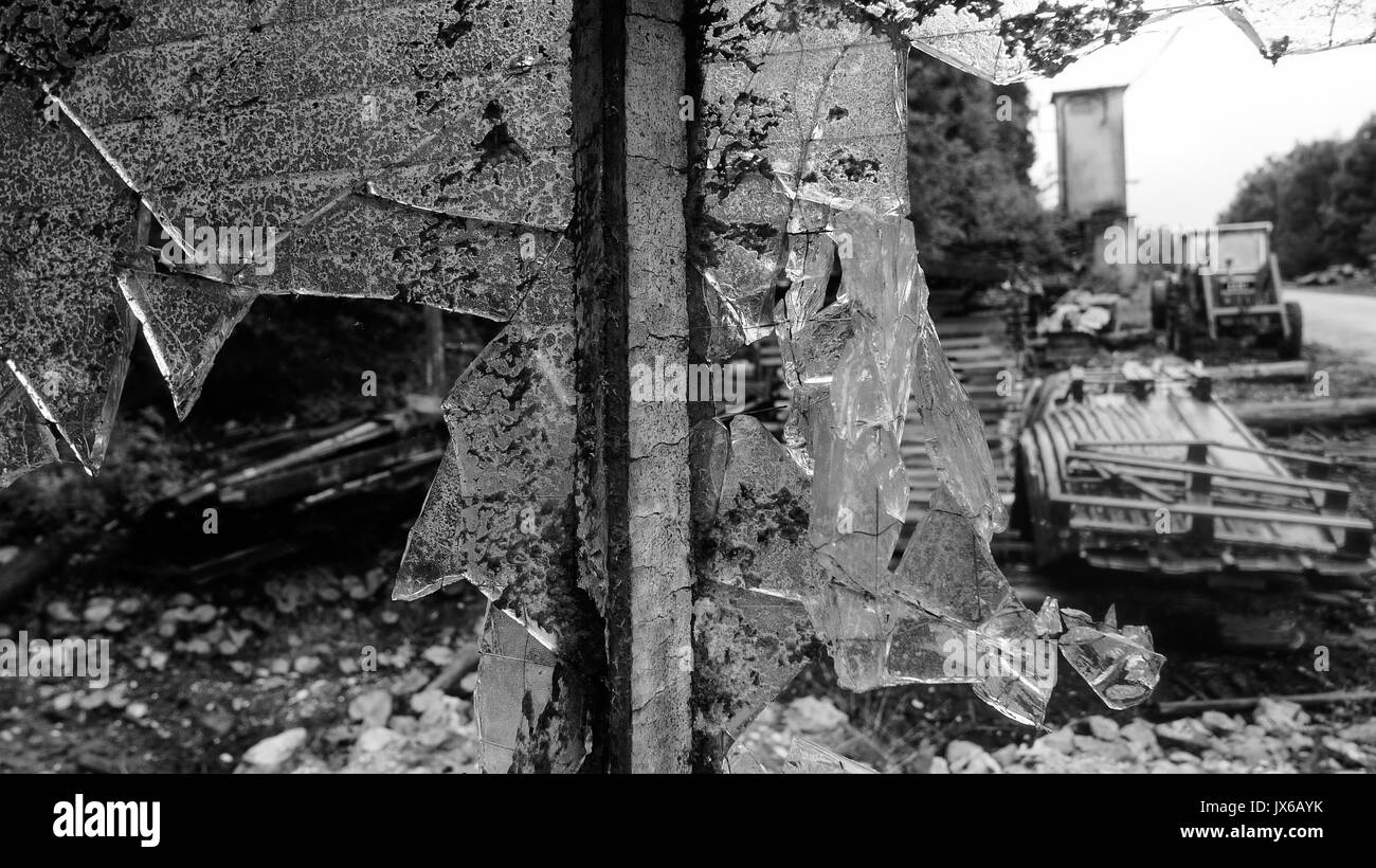 Un tour dans une une scierie abandonnée, Grandvaux Lac, Jura (France) : Banque D'Images