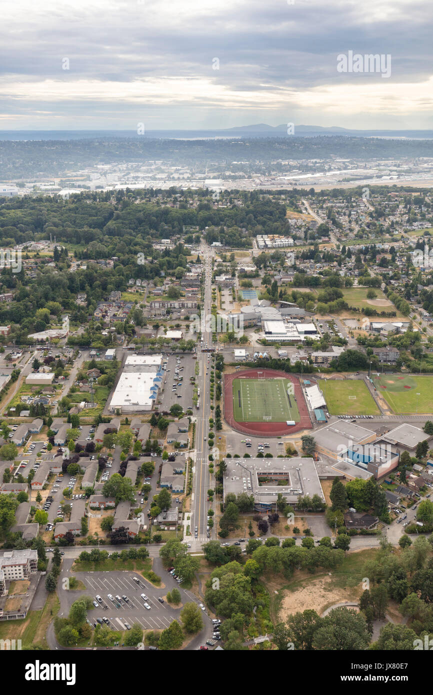 Vue aérienne de Rainier Beach High School, Dunlap, Seattle, WA, USA Banque D'Images