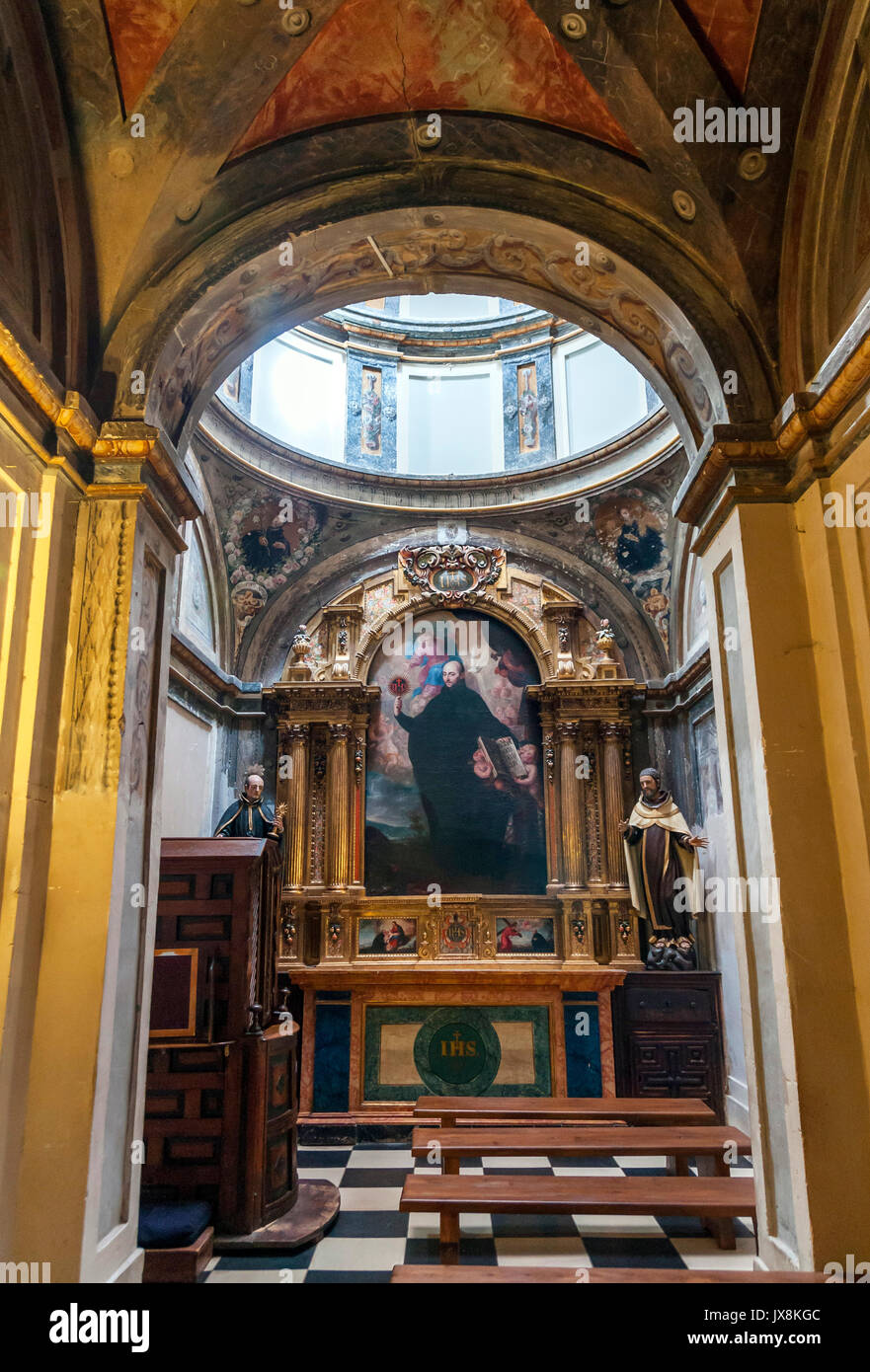 Capilla de San Ignacio de Loyola en hôpital de la Iglesia de Nuestra Señora de la Misericordia (el Hospitalillo). Alcalá de Henares. Madrid. Ciudad patr Photo Stock - Alamy Capilla de San Ignacio de Loyola en hôpital de la Iglesia de Nuestra Señora de la Misericordia (el Hospitalillo). Alcalá de Henares. Madrid. Ciudad patr Photo Stock - Alamy