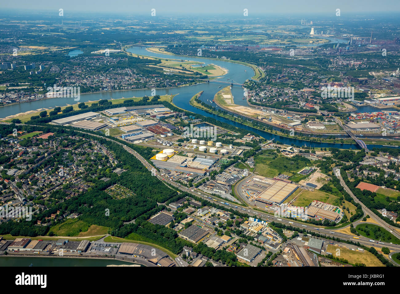 Le port de Duisbourg, Kasseler Feld, Ruhr river embouchure dans le Rhin, le transport maritime intérieur, Duisburg, Ruhr Banque D'Images