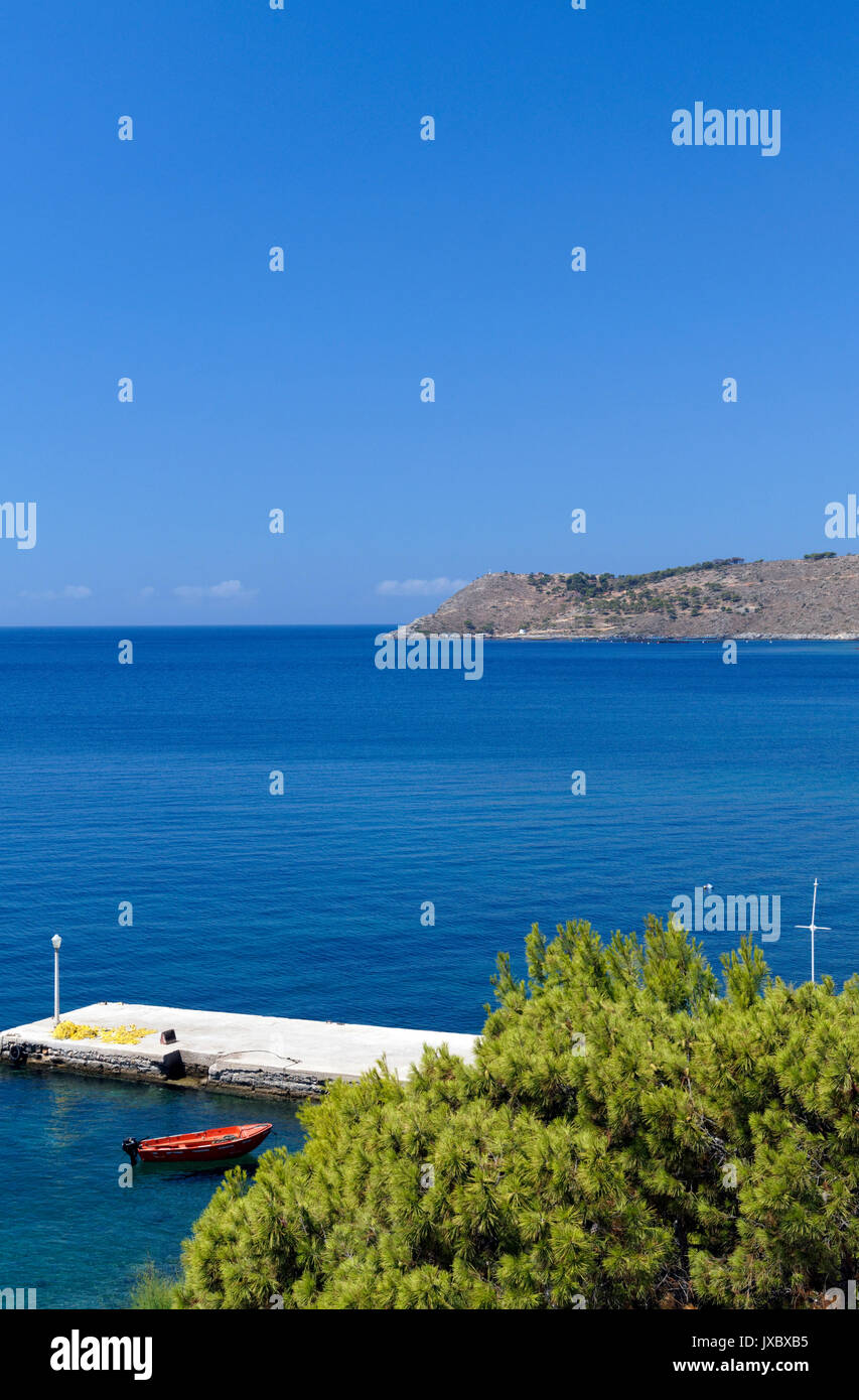 Baie de Lakki Merikia, île de Leros, Dodécanèse, Grèce. Banque D'Images