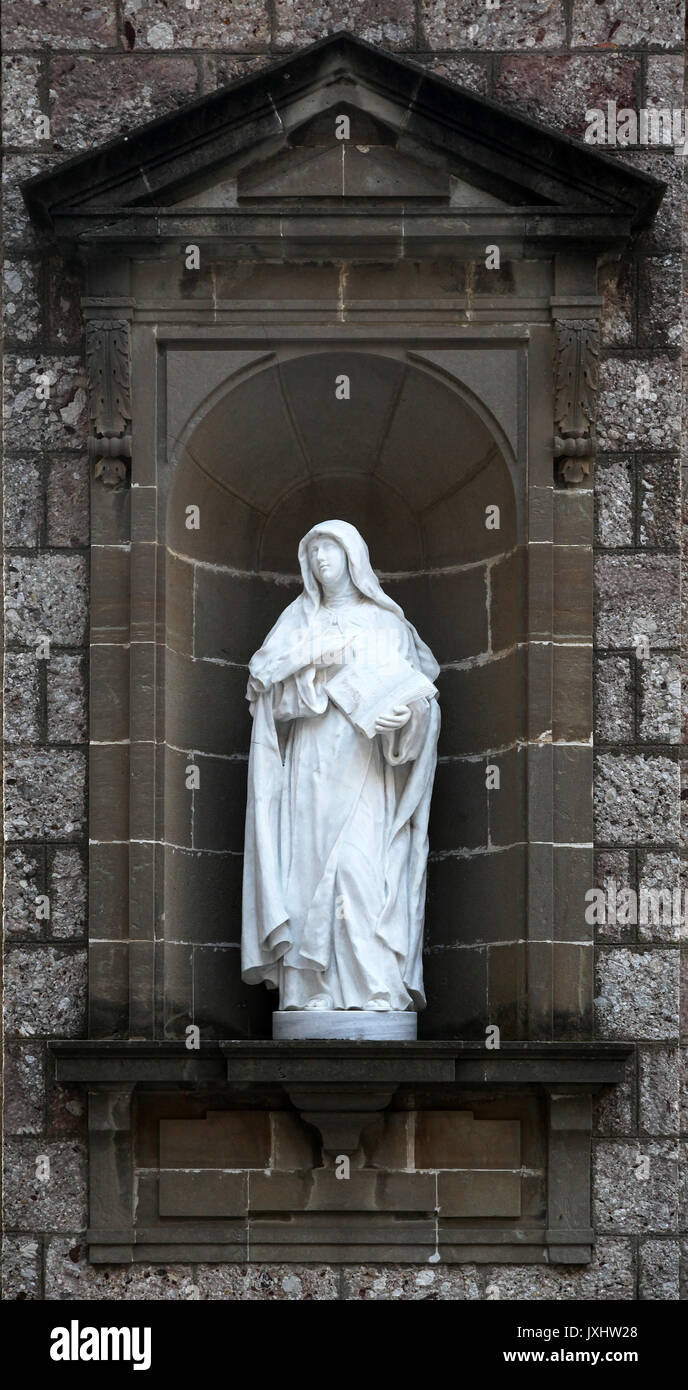 Montserrat.abbaye bénédictine.Santa Maria de Montserrat près de Barcelone..Catalogne.Espagne Banque D'Images