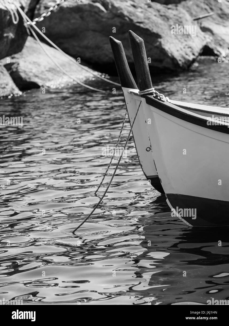 Bateaux italiens traditionnels Banque d'images noir et blanc - Alamy