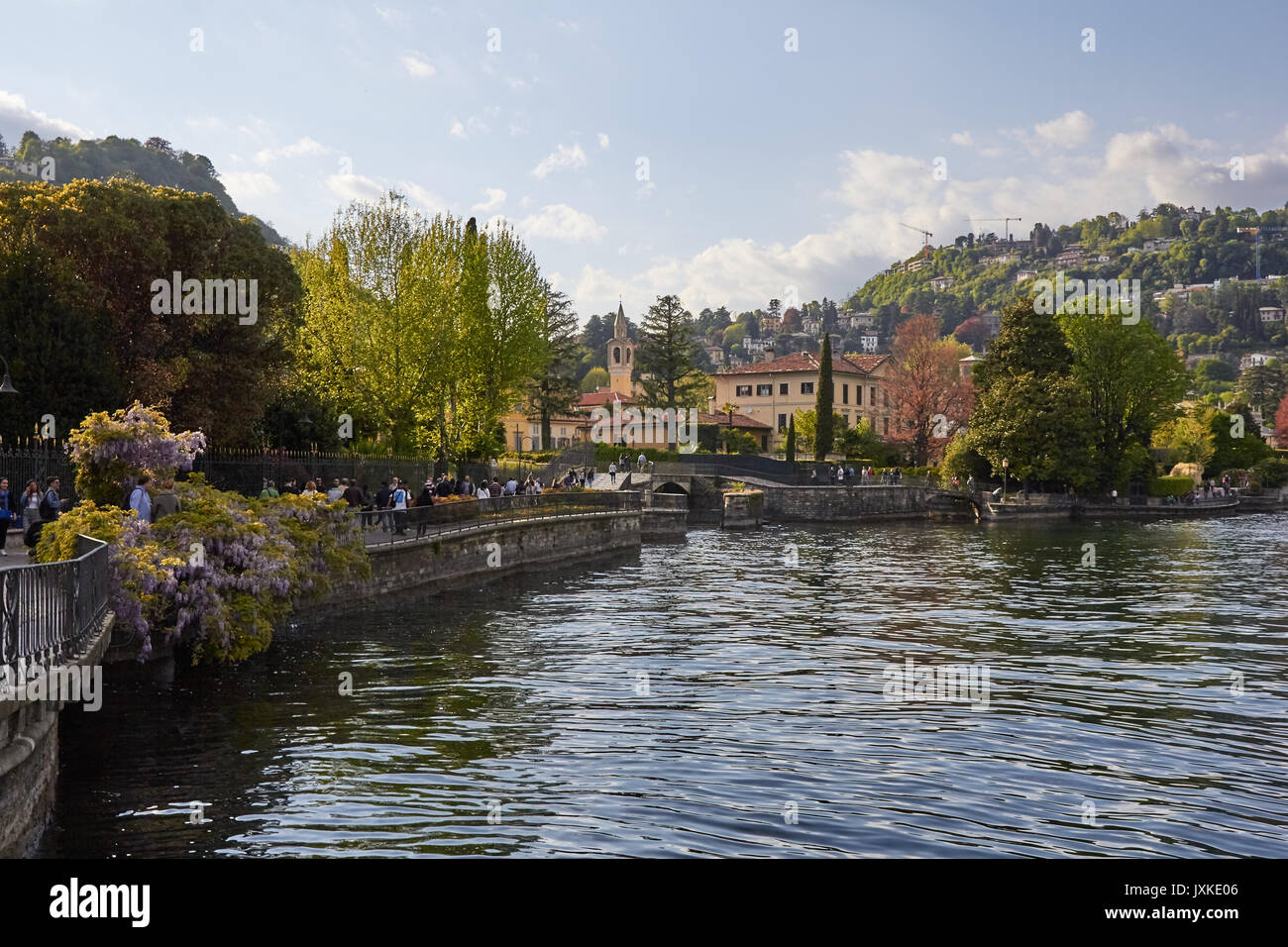 Promenade le long du lac Como Gardens Banque D'Images