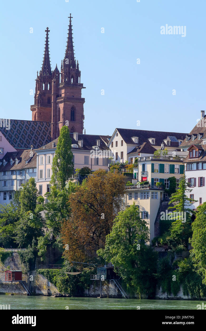 Ville de Bâle et cathédrale de Munster, Bâle-ville, Suisse. Banque D'Images