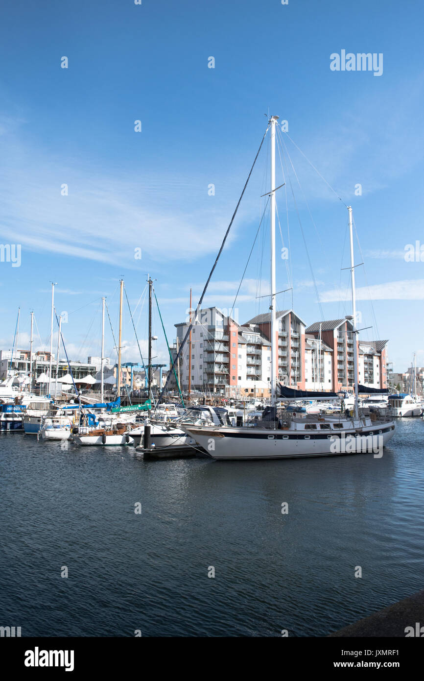 Portishead - Marina Waterfront Development moderne près de Bristol à Somerset Banque D'Images