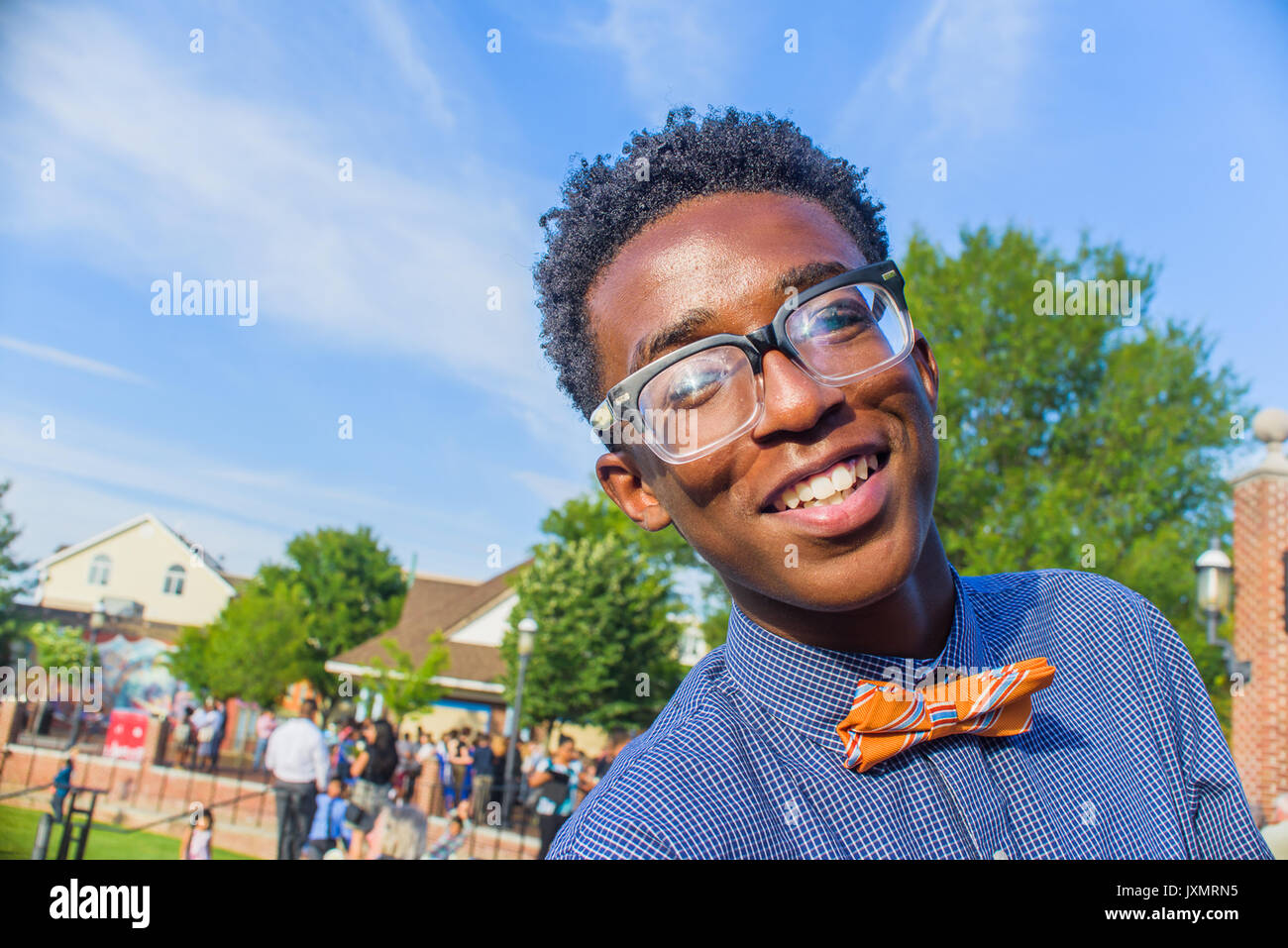 Portrait of teenage boy wearing Bow tie, smiling Banque D'Images