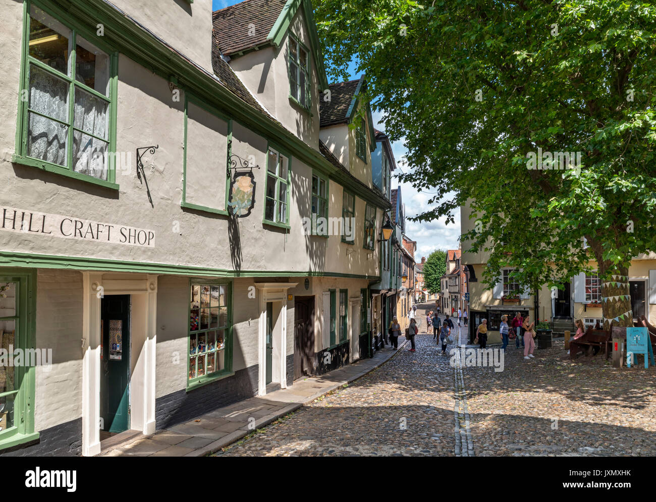 Elm Hill, une rue historique de la vieille ville, Norwich, Norfolk, England, UK Banque D'Images