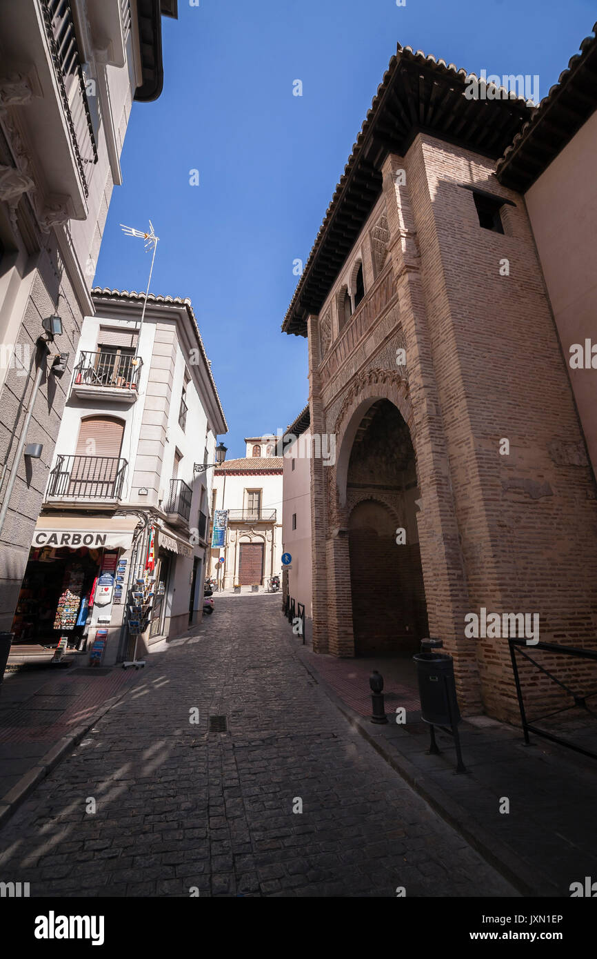 Corral del Carbon est un alhondiga andalou du 14e siècle qui a servi d'entrepôt de marchandises, plus ancien bâtiment de Granada, Espagne Banque D'Images