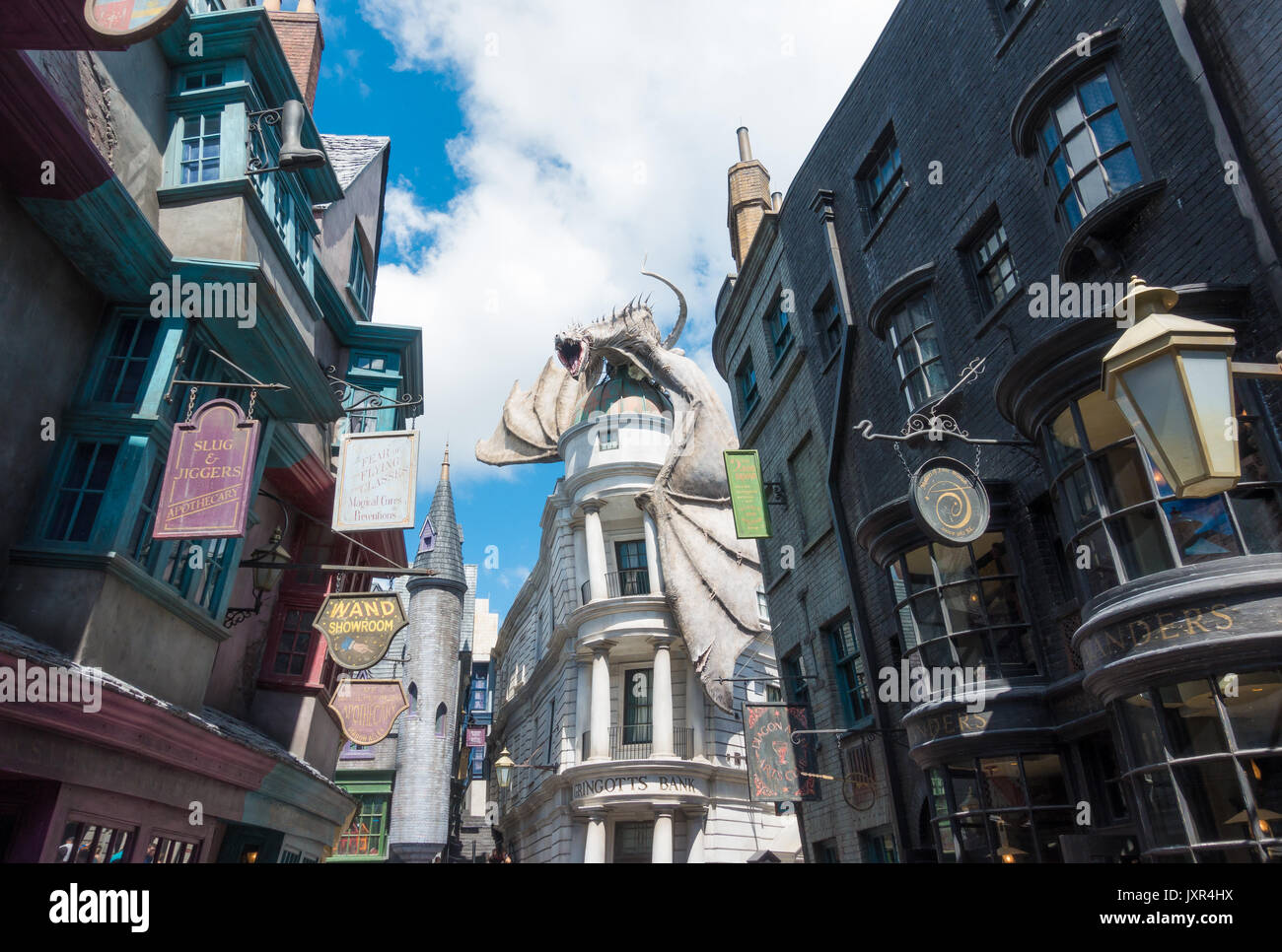 La banque Gringotts et le chemin de traverse dans le monde magique de harry potter à Universal Studios Orlando, Floride. Banque D'Images