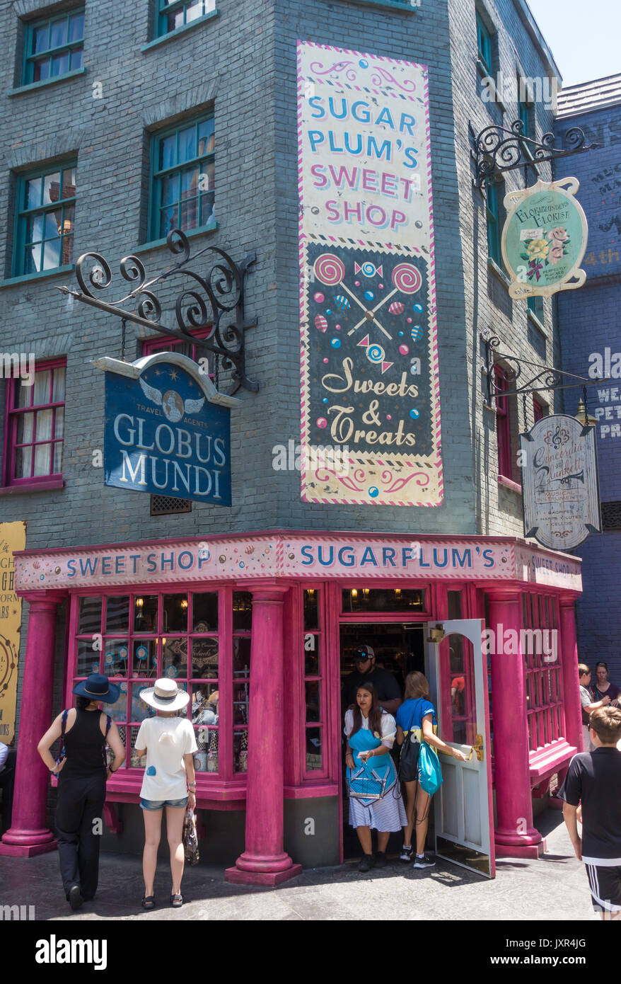 Sugarplums sweet shop dans le chemin de traverse dans le monde magique de harry potter à Universal Studios Orlando, Floride. Banque D'Images