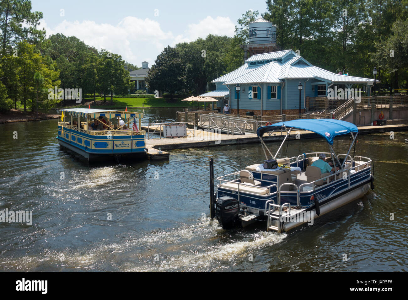 Sassagoula River Cruise ferry qui mène de Port Orleans Riverside Resort de Walt Disney World, Orlando, Floride. Banque D'Images