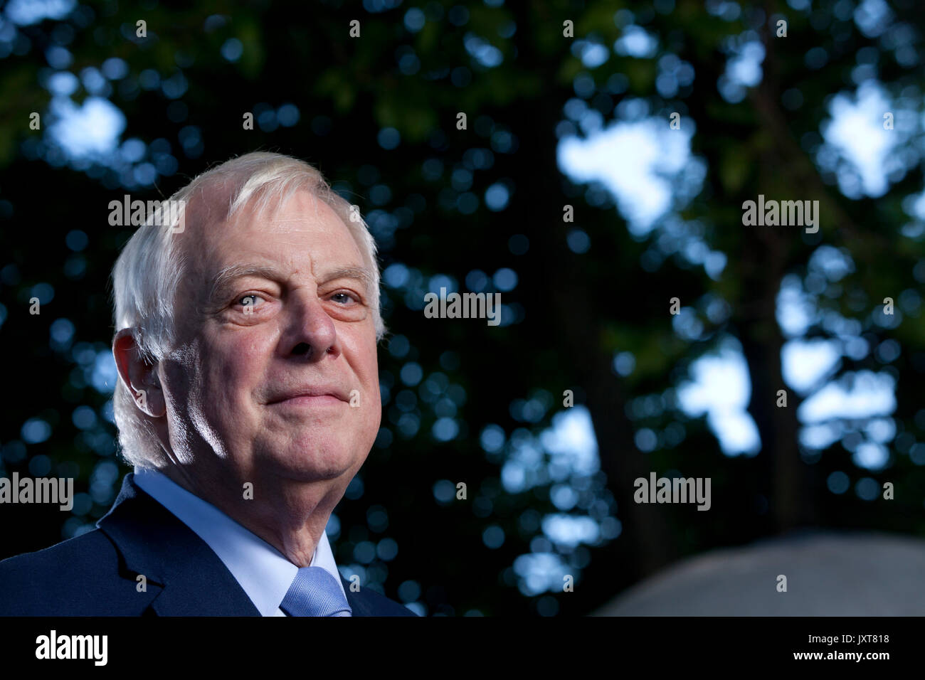 Edinburgh, Royaume-Uni. 17 août 2017. Chris Patten (Christopher Patten, Francis Baron Patten de Barnes, CH, PC), est un crossbench membre de la Chambre des Lords britannique et un ancien homme politique conservateur britannique jusqu'en 2011, figurant à l'Edinburgh International Book Festival. Gary Doak / Alamy Live News Banque D'Images