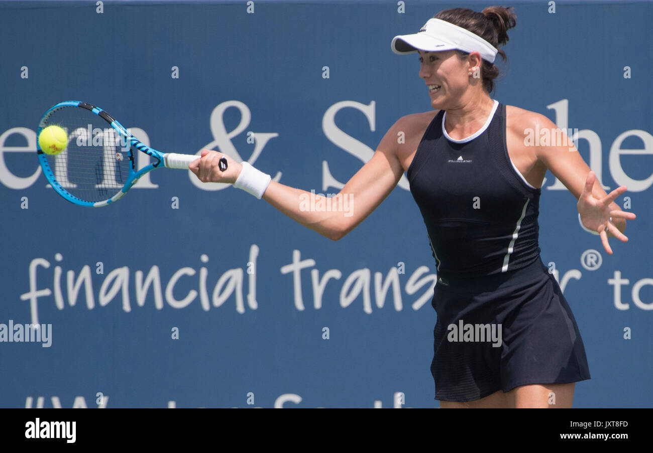 17 août 2017 : Garbine Muguruza (ESP) batailles contre les touches de Madison (USA), à l'Ouest et le Sud de l'ouvrir aux Lindner Family Tennis Center à Mason, en Ohio. © Leslie Billman/Tennisclix/CSM Banque D'Images