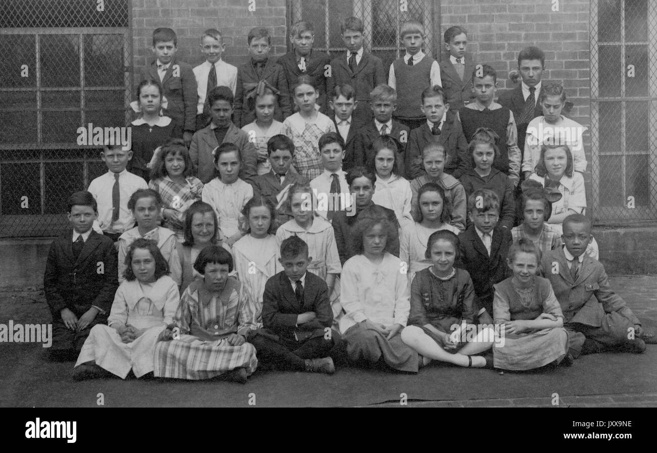 Groupe enfant 1920 Banque de photographies et d’images à haute ...