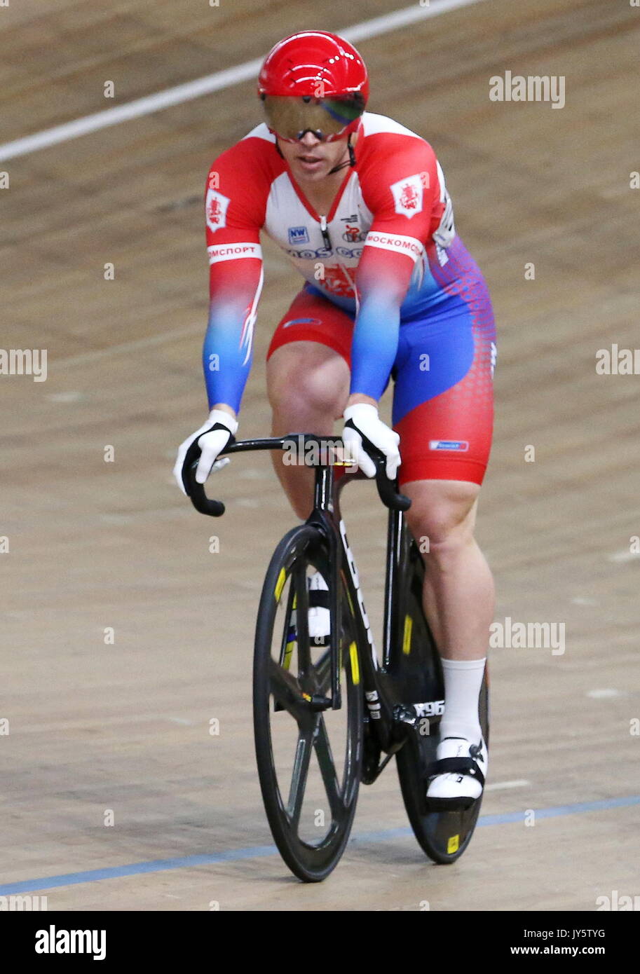 Saint Petersbourg Russie Aout 19 2017 Deux Fois Champion Du Monde Cycliste Shane Perkins Qui A Obtenu La Citoyennete Russe Participe A La Federation De Cyclisme Sur Piste 2017 Championnat A Lokosfinks Velodrome