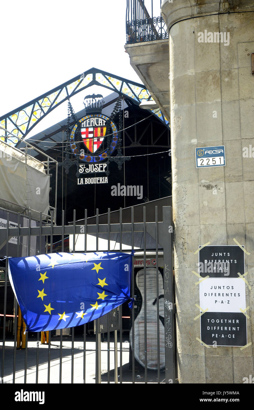 Las Ramblas, Barcelone, Espagne. 18 août 2017. Conséquences sur la Ramblas le jour après l'attaque terroriste à Barcelone. Credit : Rosmi Duaso/Alamy Life News Banque D'Images