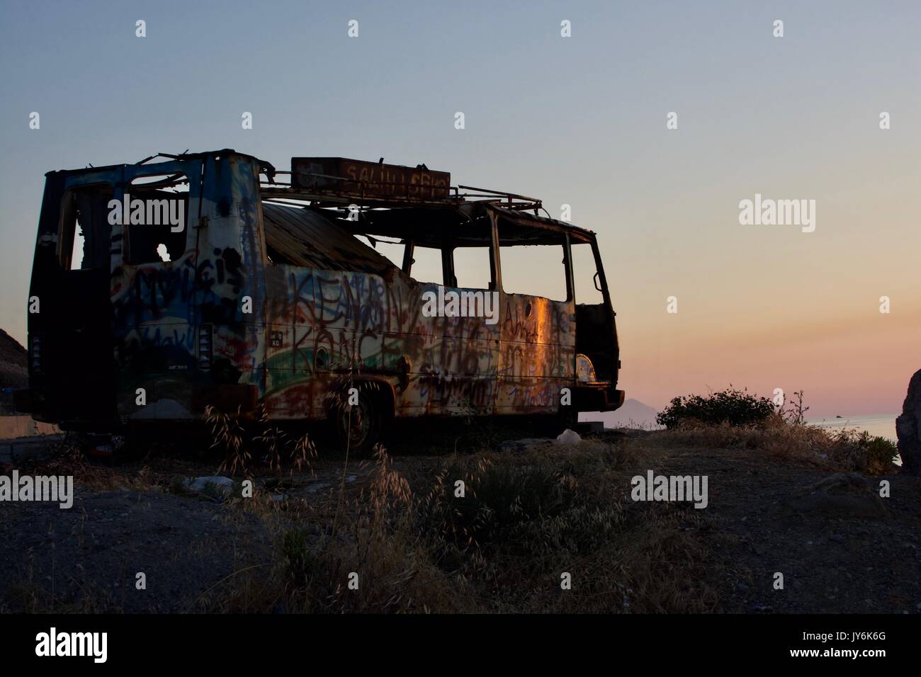 Graffiti Camper vue coucher de soleil Chypre du Nord Banque D'Images