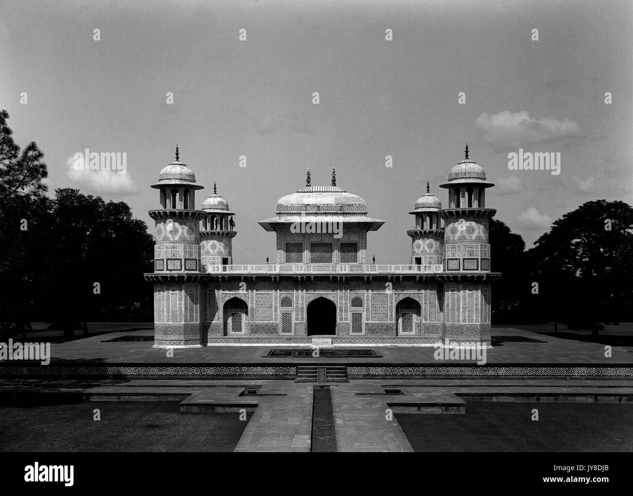 AJAXNETPHOTO. 2e janvier 1923. AGRA, Inde. - Tombeau d'ITMAD-UD-DOWLAH. PHOTO:T.J.SPOONER COLL/AJAX VINTAGE PHOTO LIBRARY REF ; 19220201 1018 Banque D'Images