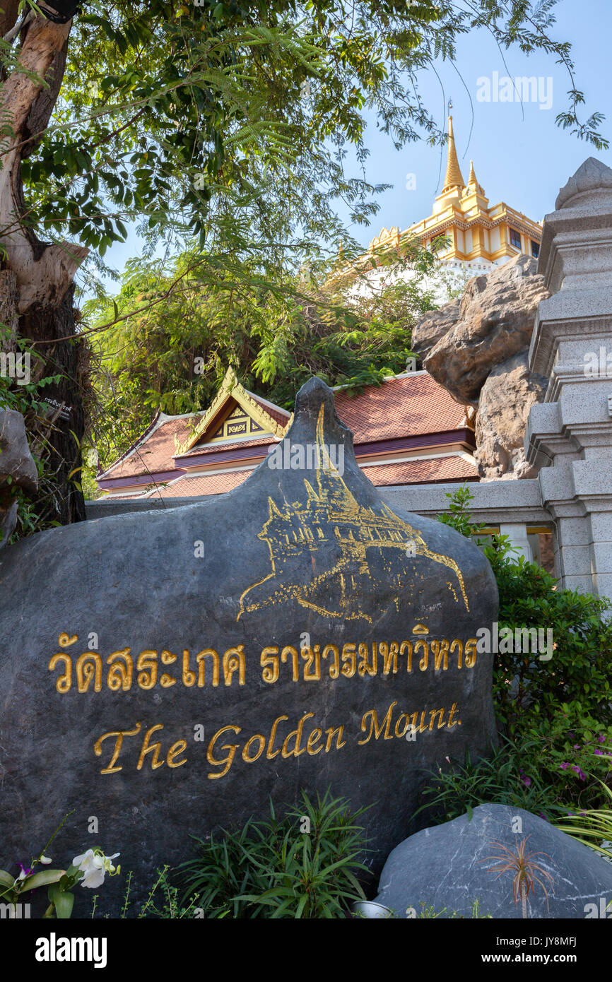Le Mont d'or ou la montagne, l'ancienne pagode à temple Wat Saket, Bangkok, Thaïlande Banque D'Images