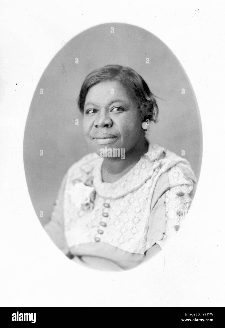 Portrait of African-american woman en studio photographique, 1930. Banque D'Images
