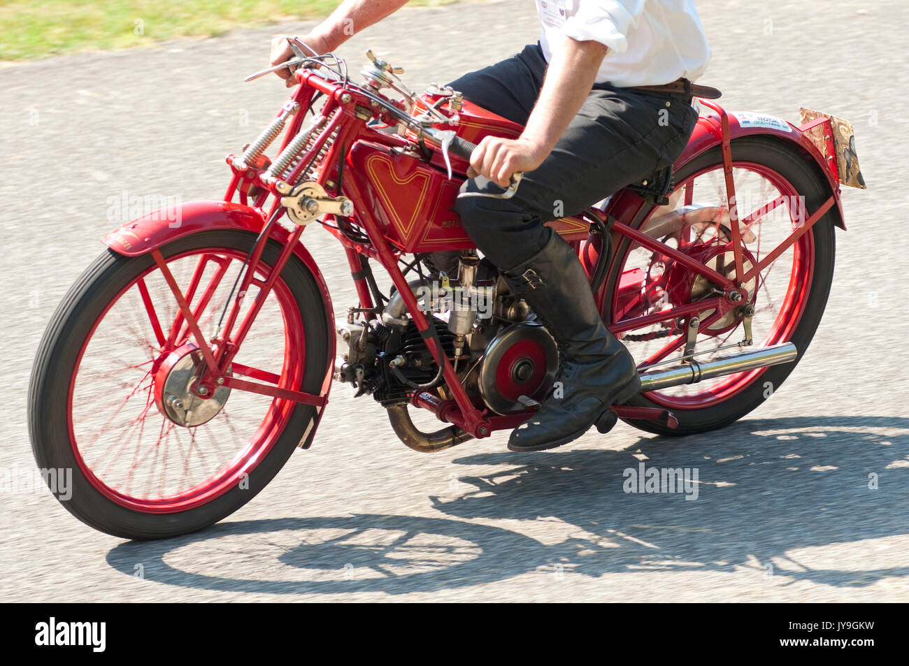 11 juin 2017 - Italie, Lombardie, Cremona, dans Sottocanna Circuito, salles de vieux vêtements de moto Banque D'Images