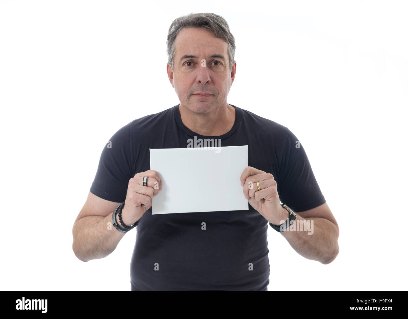 Middle Aged Homme Aux Cheveux Gris Porte Un T Shirt Noir