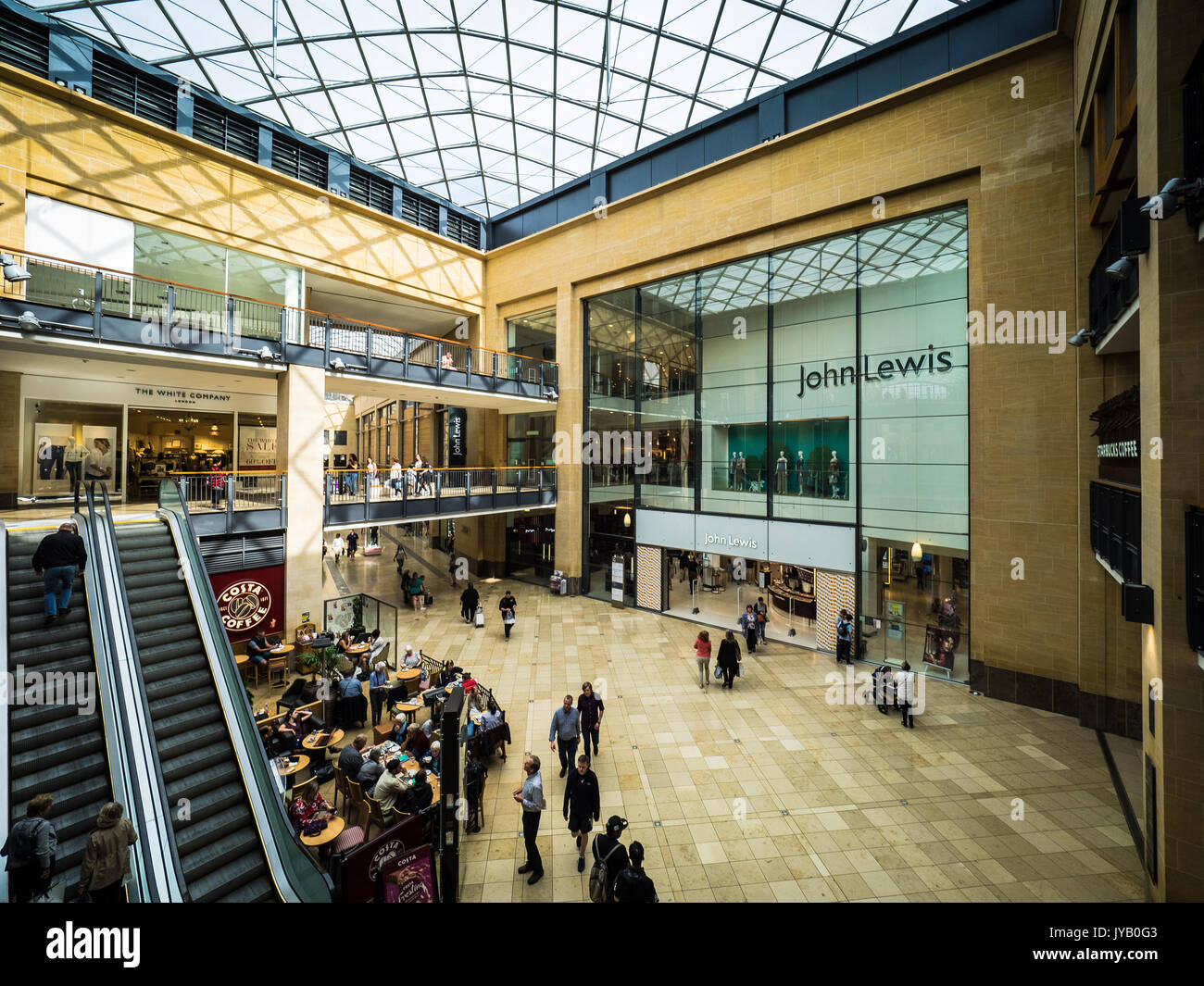 John lewis grand arcade Banque de photographies et d’images à haute