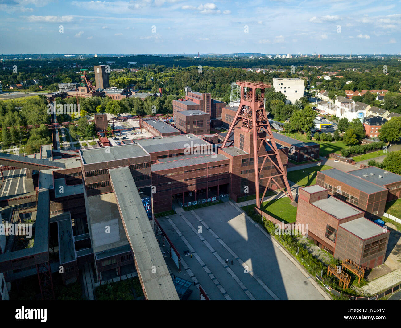 La mine de charbon de Zollverein, site du patrimoine mondial de l'UNESCO, à Essen, en Allemagne, ancienne plus grande mine de charbon, aujourd'hui un monument culturel dans la région de la Ruhr, windi Banque D'Images