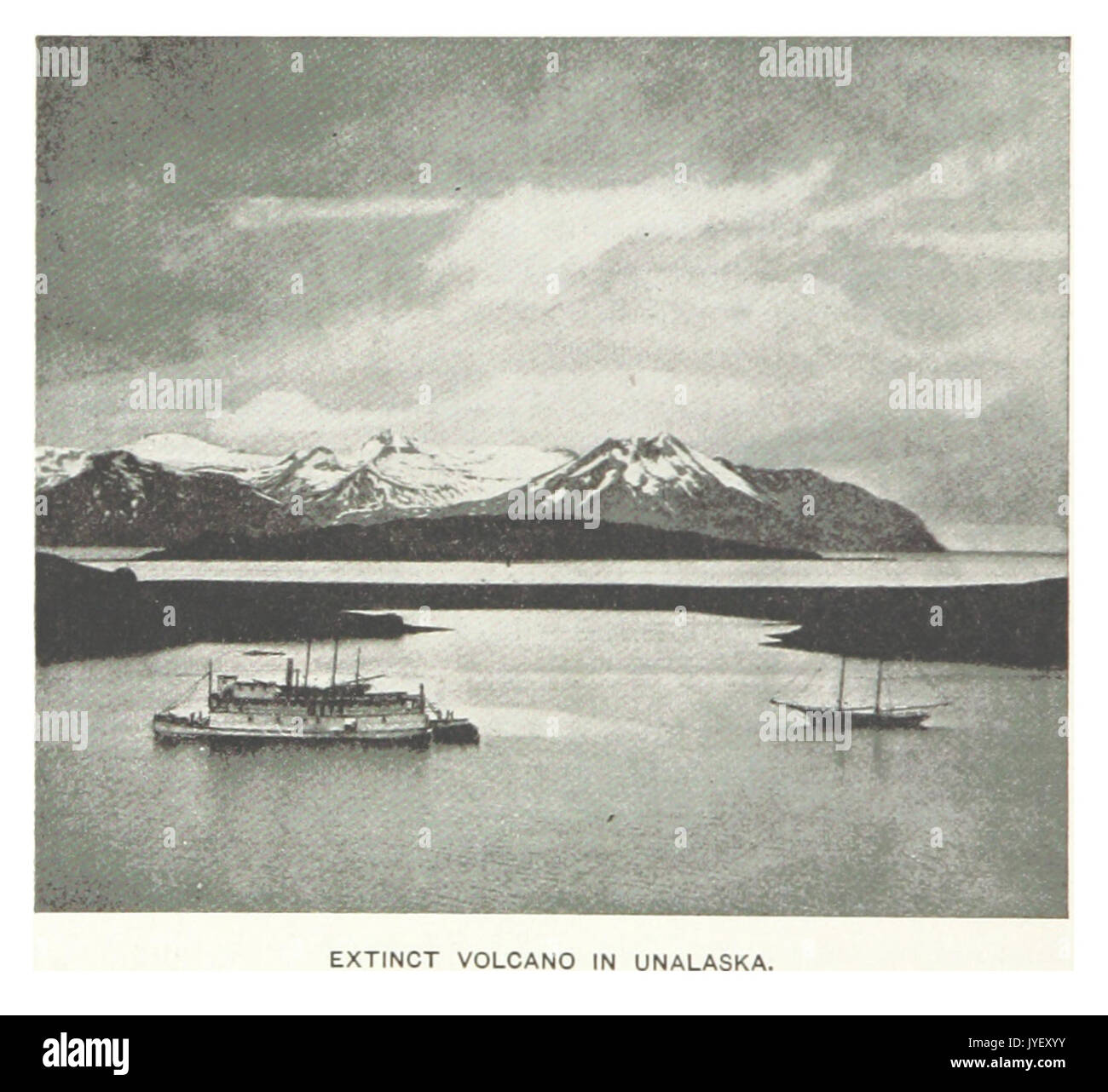 HITCHCOCK(1899) p040 VOLCAN ÉTEINT À UNALASKA Banque D'Images