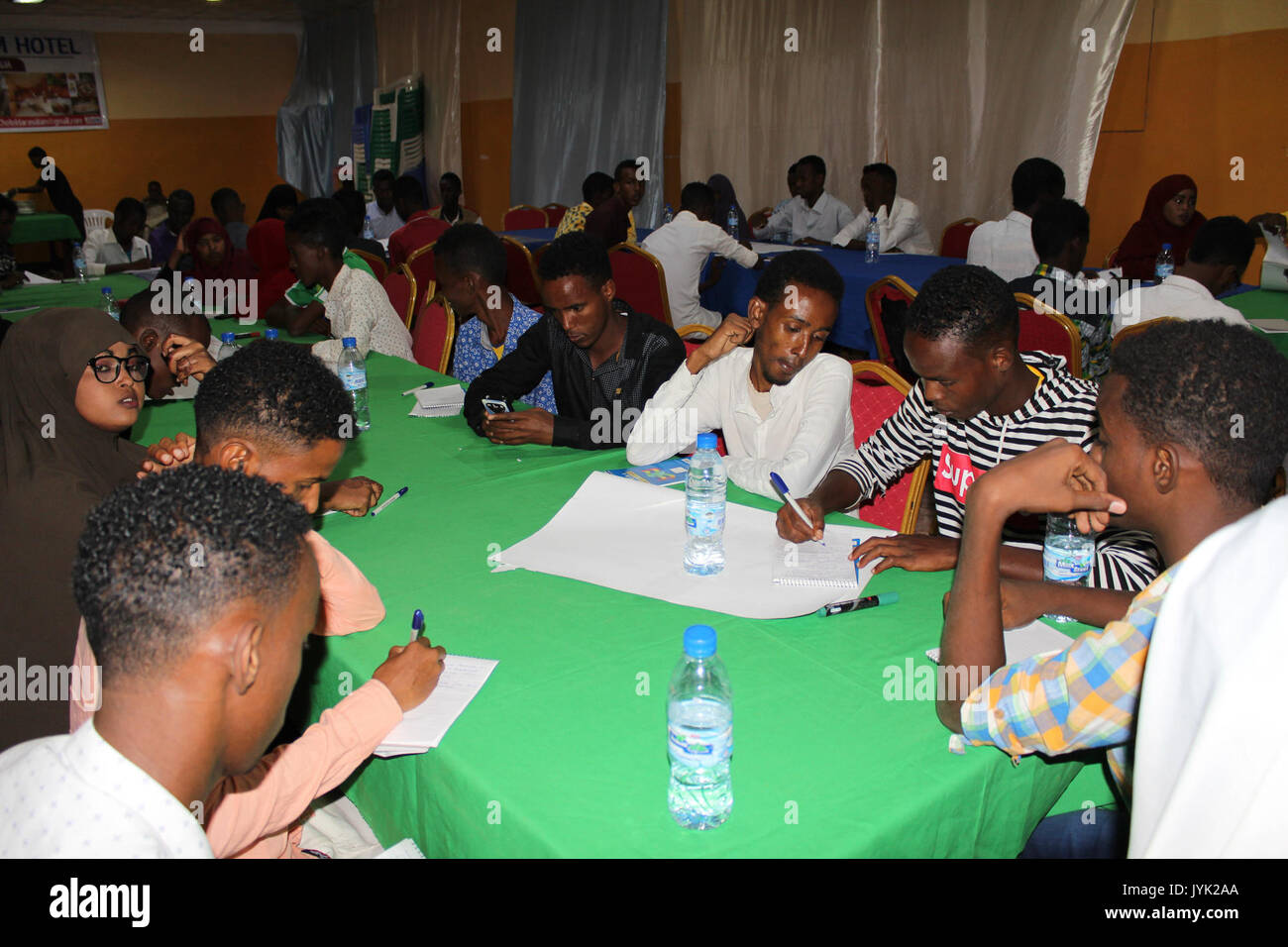 2017 04 12 L'Atelier Jeunesse Beletweyne (31966167792) Banque D'Images 2017 04 12 L'Atelier Jeunesse Beletweyne (31966167792) Banque D'Images