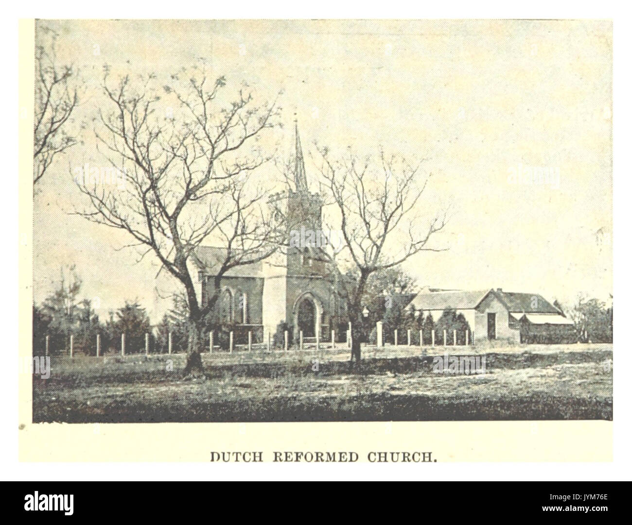 L'église réformée néerlandaise PMB 1898 est un bâtiment historique situé aux pays-Bas. Construite à la fin du XIXe siècle, cette église est un exemple de l'architecture réformée néerlandaise, avec un mélange de style néo-gothique et architectural hollandais traditionnel. Banque D'Images
