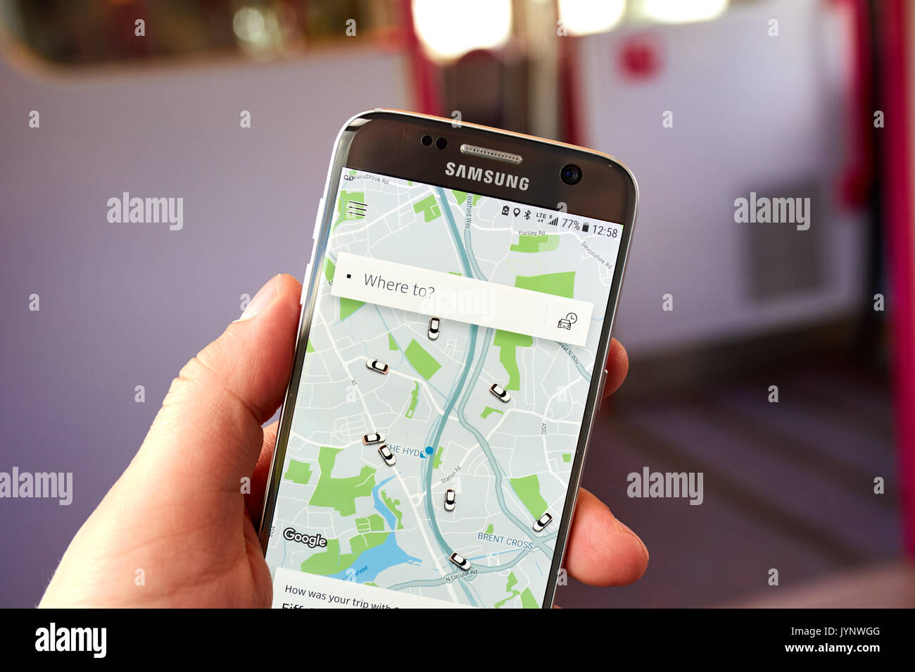 Londres, ANGLETERRE - 14 MAI 2017 : l'application Uber sur Samsung S7. Uber Technologies Inc. est une société de technologie américaine basée à San Francis Banque D'Images