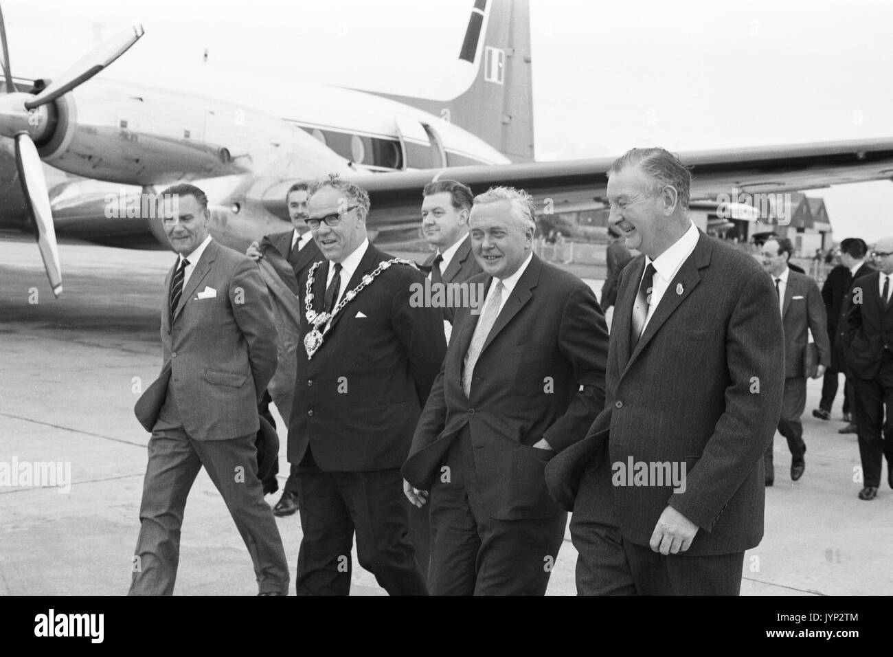 Le Premier Ministre britannique Harold Wilson arrivant à la Trades Union Congress à Blackpool, 1966. Banque D'Images