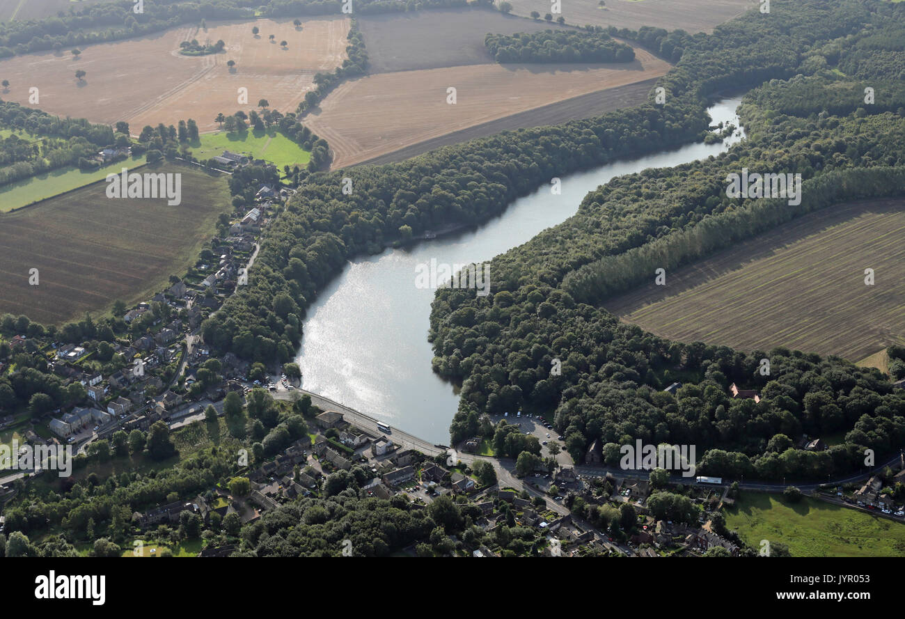 Vue aérienne du barrage à Newmiller Newmillerdam près de Wakefield, dans le Yorkshire, UK Banque D'Images