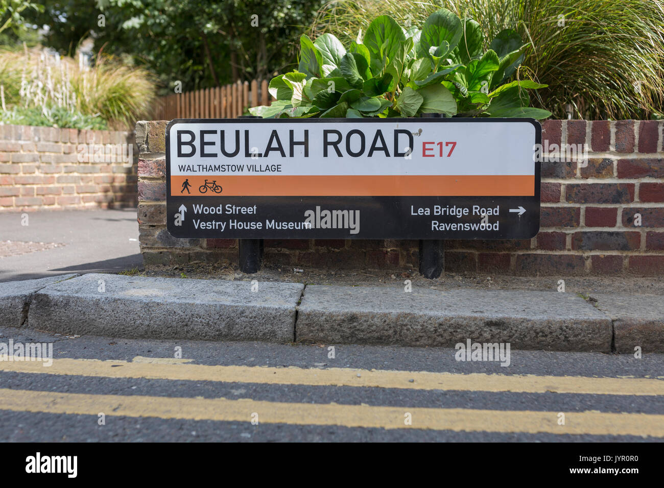 Plaque de rue Beulah marquage Road dans la zone du village de Walthamstow à Walthamstow, au nord-est de Londres. Banque D'Images