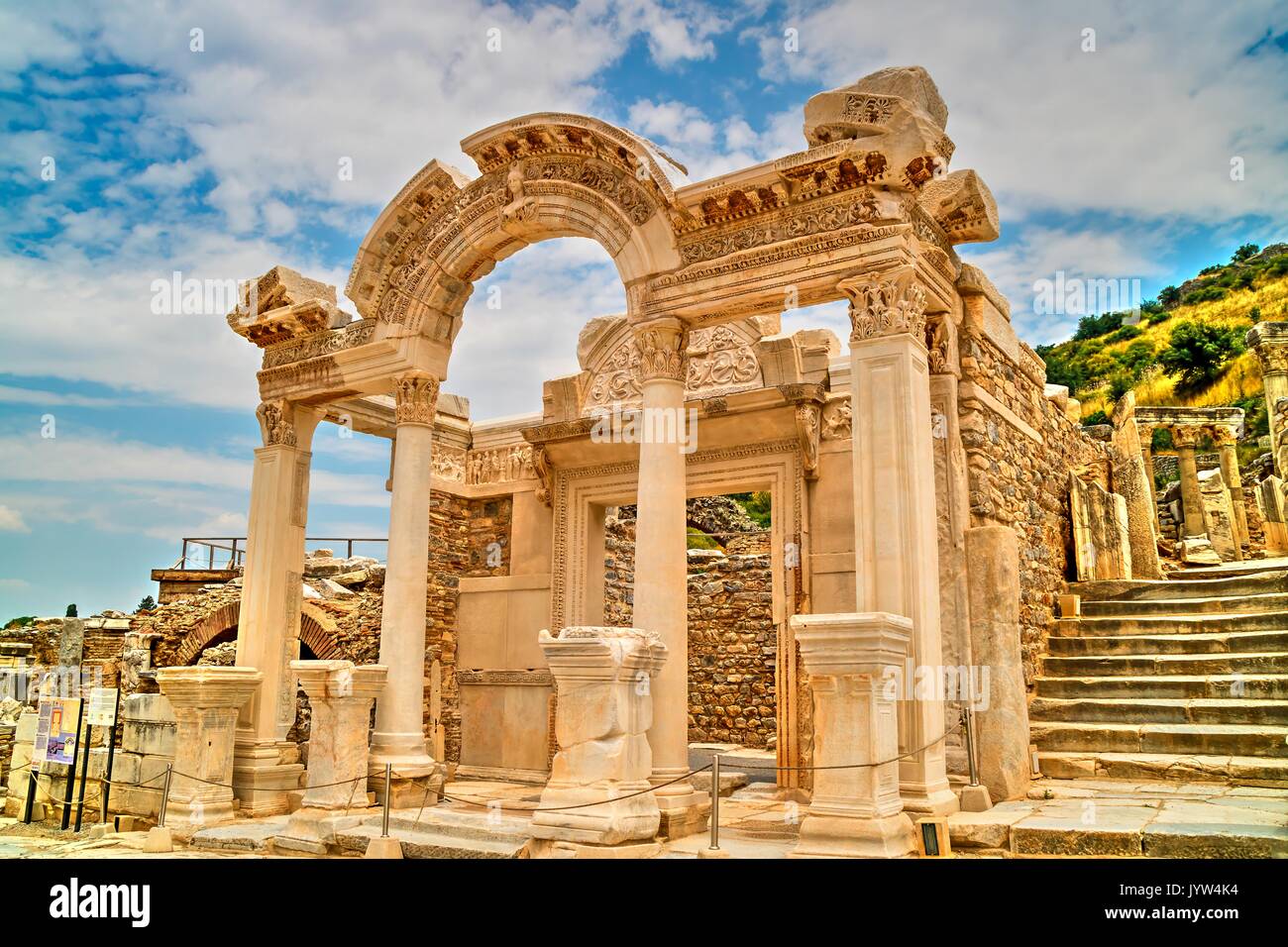 Temple d'Hadrien au site archéologique d'Ephèse en Turquie. Banque D'Images