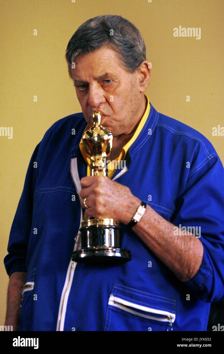 Cannes, France. 15 mai, 2009. Le comédien américain Jerry Lewis lors d'une conférence de presse où il a annoncé que Lewis s'étoile dans la production à venir ?Max Rose ? Lors du 62e Festival du Film de Cannes, France, 15 mai 2009. Photo : Hubert Boesl | worldwide/dpa/Alamy Live News Banque D'Images