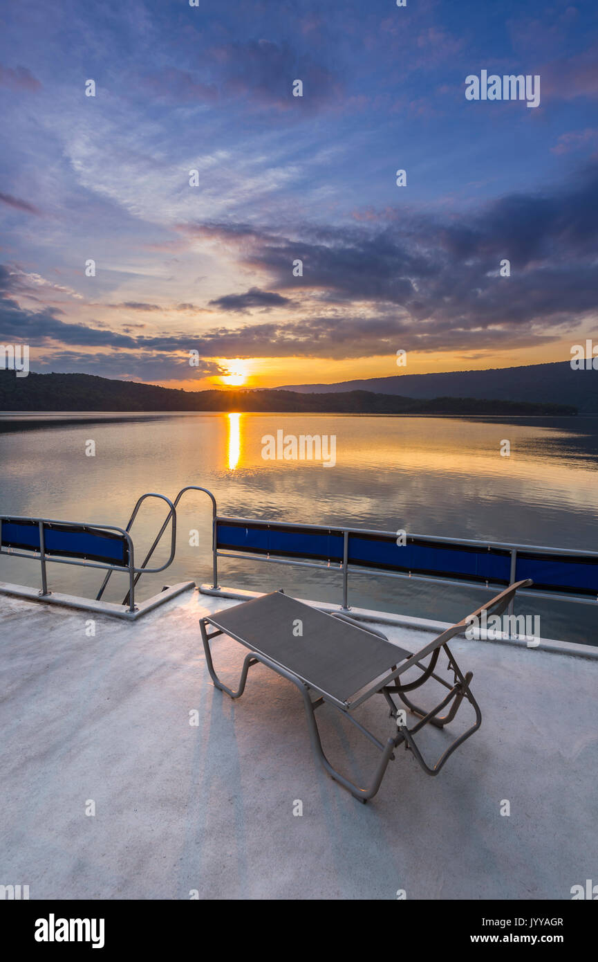 Coucher du soleil Vue depuis le toit de la péniche, New York, USA Banque D'Images