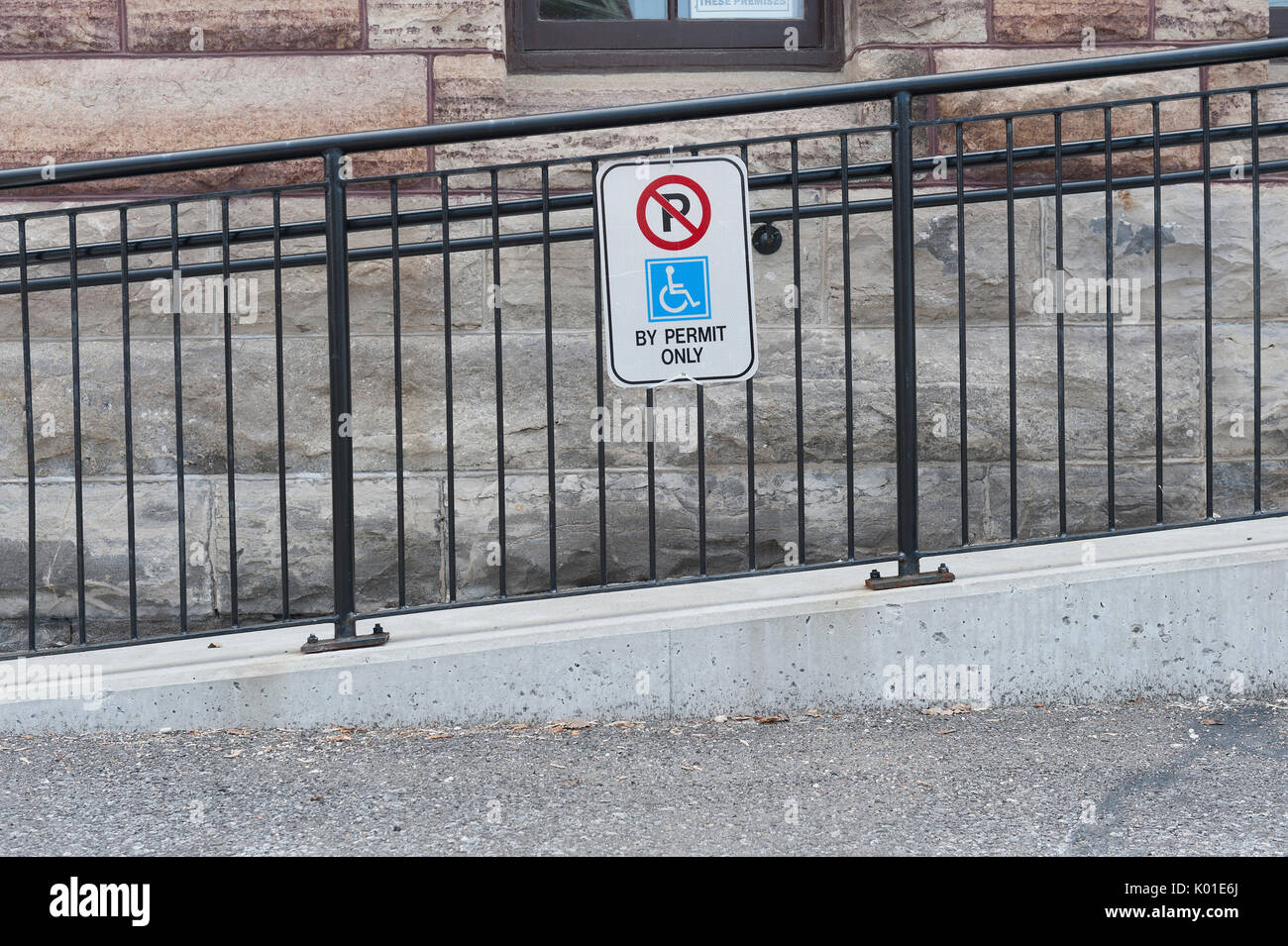 Inscrivez-vous pour handicap parking Banque D'Images