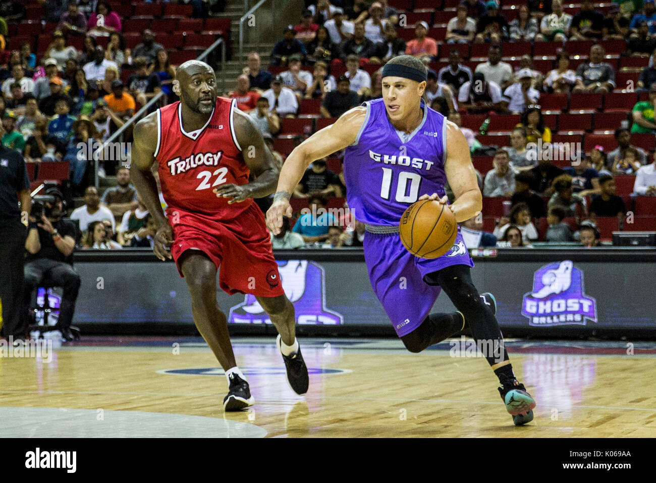 Mike Bibby # 10 lecteurs balleurs ghost ball passé dion glover # 22 semaine 9 trilogie big3 à trois contre trois prévisions avec un taux d'une ligue de basket-ball d'août 20,2017 seattle,Washington. Banque D'Images